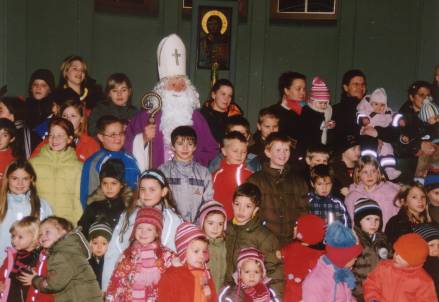 Nikolaus erfreute 70 Kinder